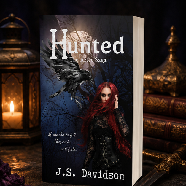 Hunted🐦⬛ Book 1